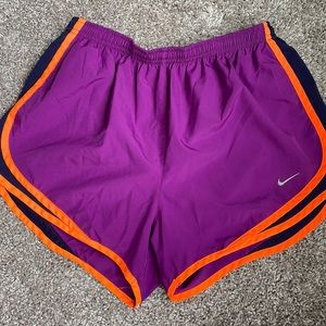 Nike Shorts size M
